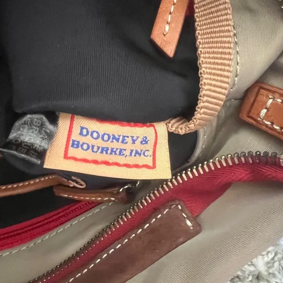 Dooney & Bourke ❗️NWOT❗️ - Picture 6 of 9